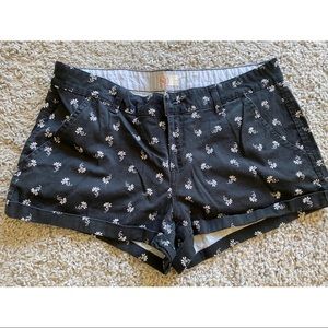 Daisy shorts.